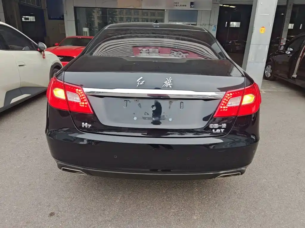 Hongqi Hongqi H7 — миниатюра 6