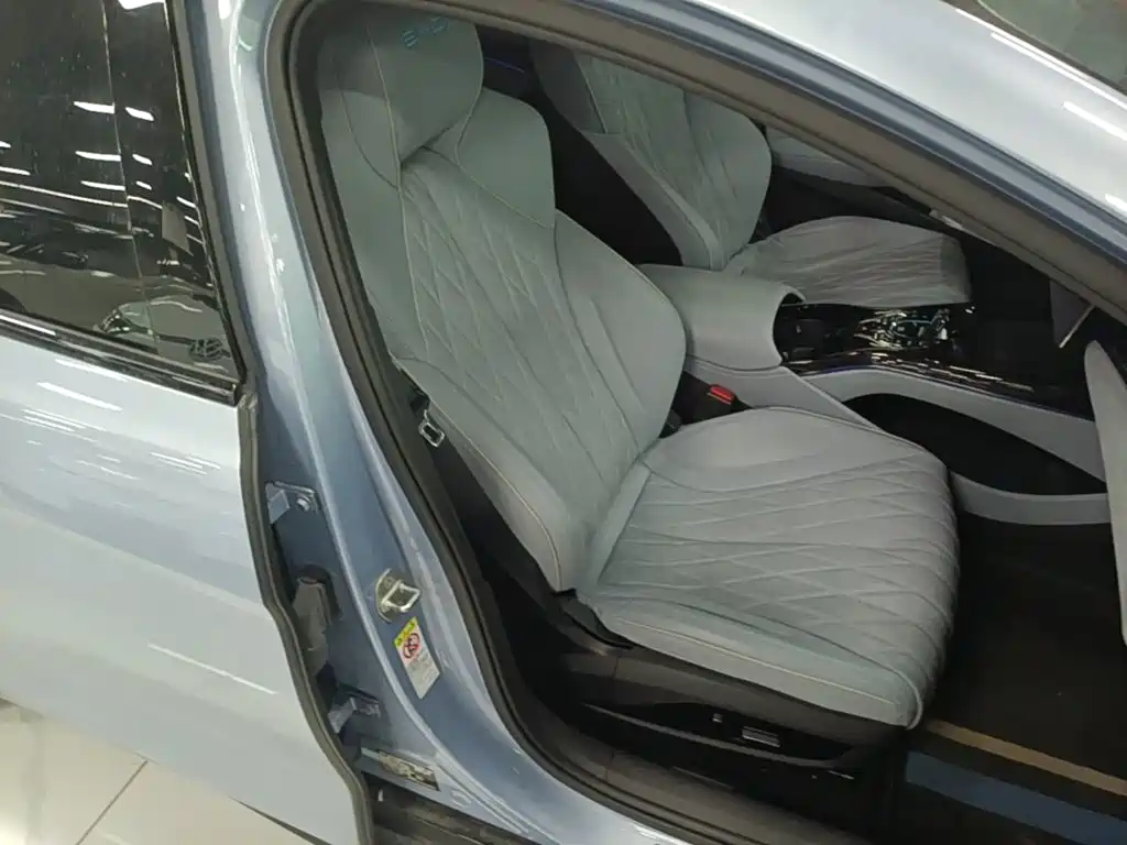 BYD Seal — миниатюра 25