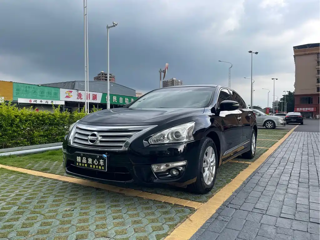 Купить Nissan Teana
