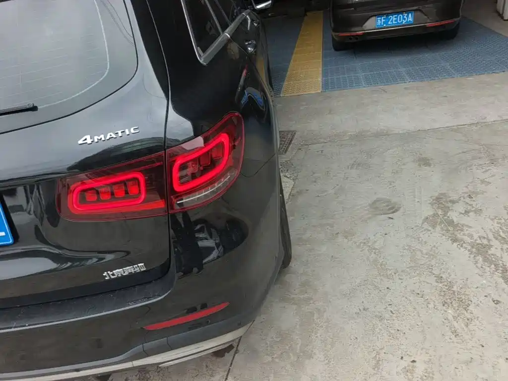 Mercedes-Benz GLC — миниатюра 8