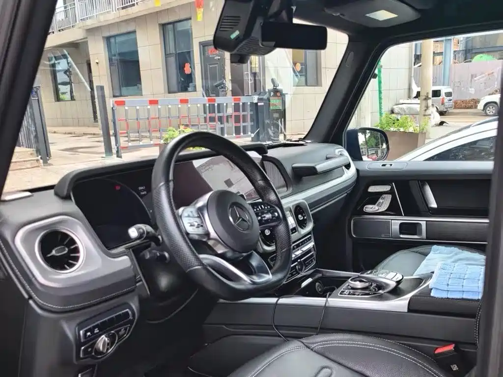 Mercedes-Benz G-Class — миниатюра 11