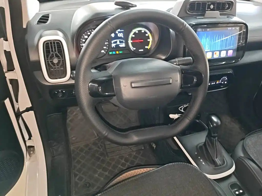 Roewe Clever — миниатюра 11