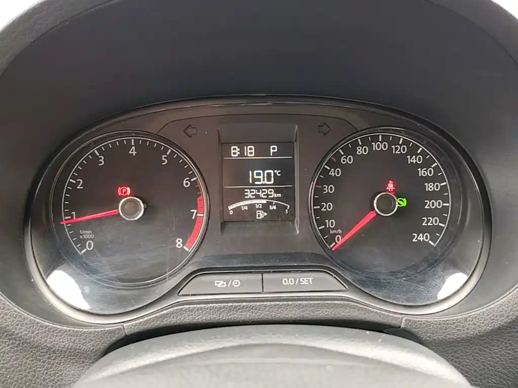 Volkswagen Polo — миниатюра 12