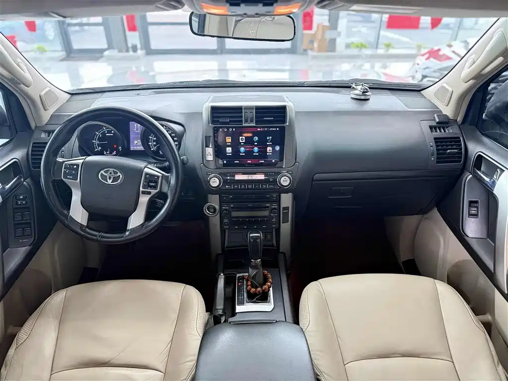 Toyota Land Cruiser Prado 2010 4.0L AT TX-L