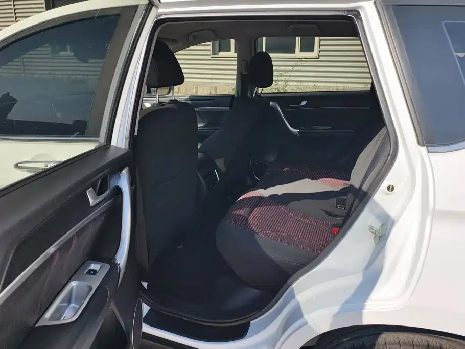 Haval M6 — миниатюра 11