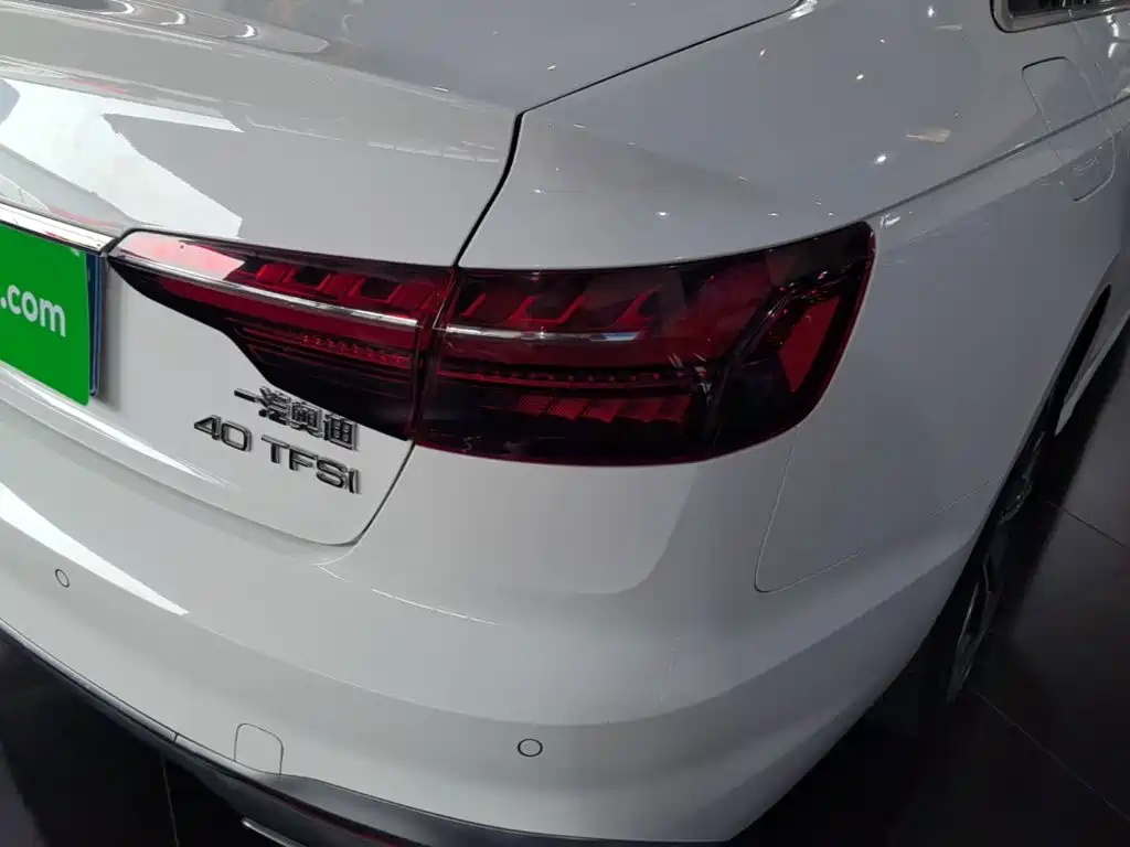 Audi A4L — миниатюра 8