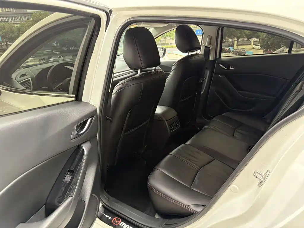 Mazda 3 Axela — миниатюра 5