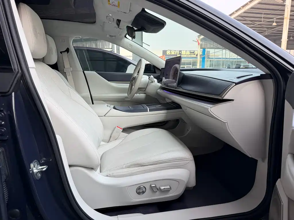 Buick Electra L7 — миниатюра 14