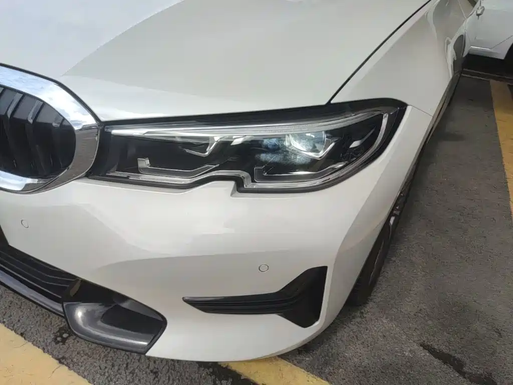 BMW 3 Series — миниатюра 24