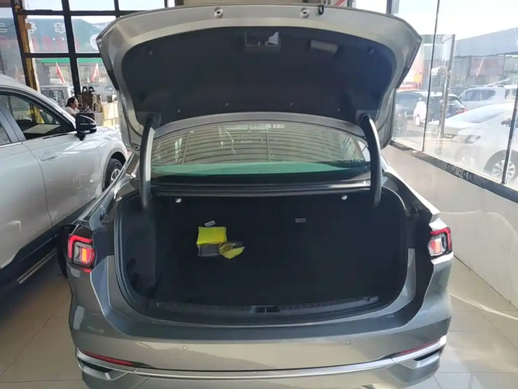 Ford Mondeo — миниатюра 19