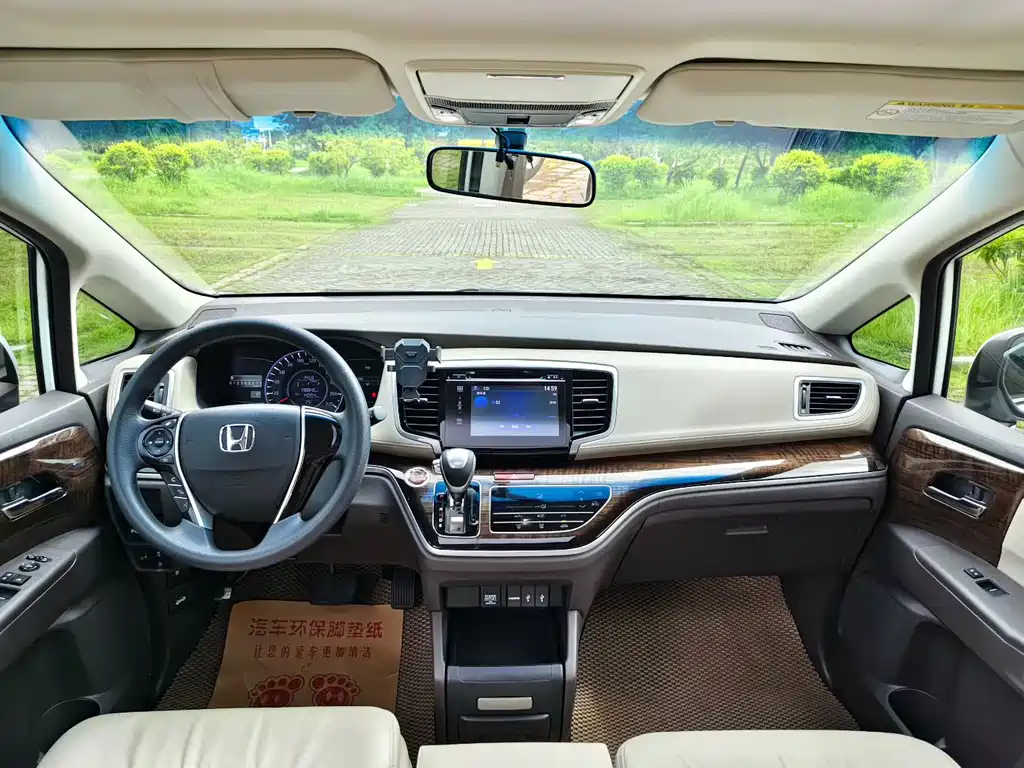 Honda Odyssey — миниатюра 4