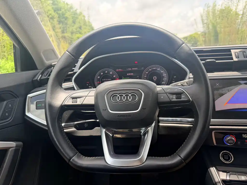 Audi Q3 — миниатюра 15