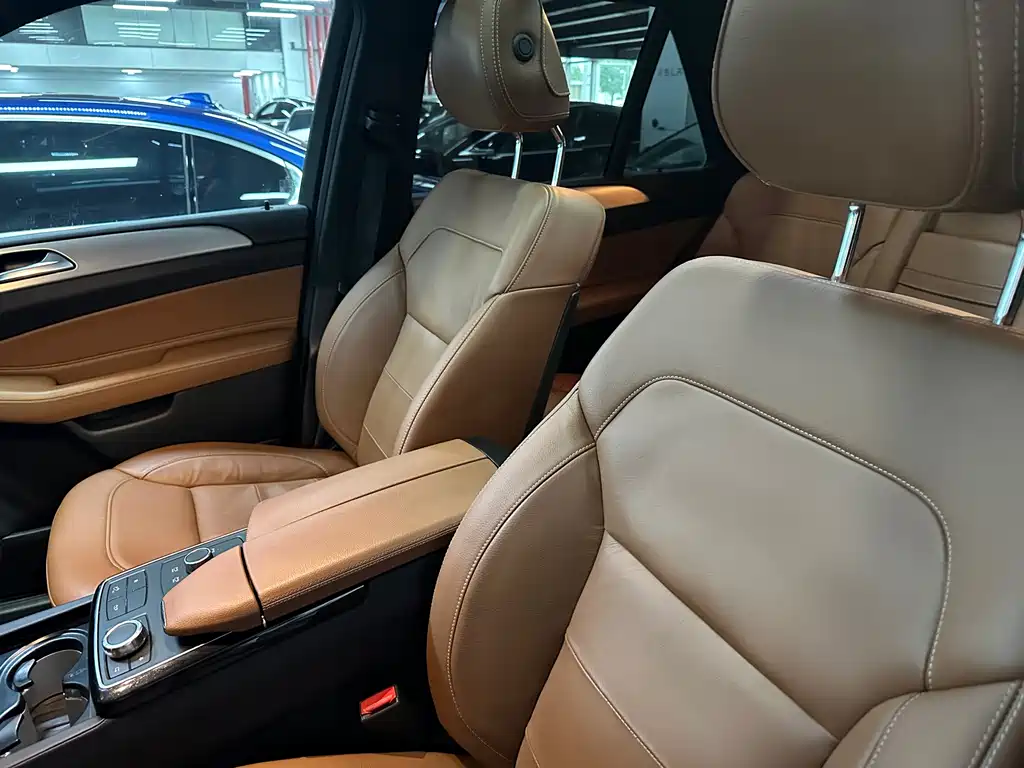 Mercedes-Benz GLE AMG — миниатюра 12