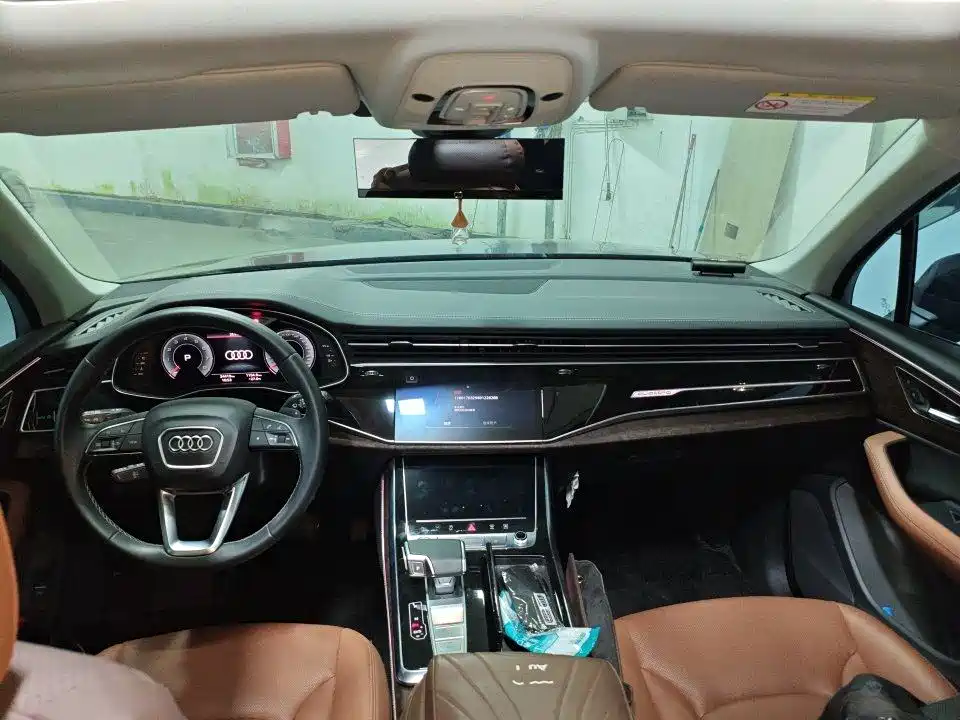 Audi Q7 — миниатюра 3