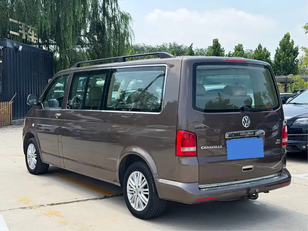 Volkswagen Caravelle — миниатюра 4