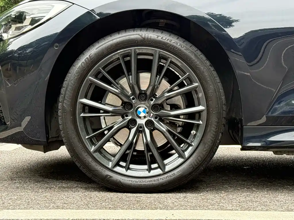 BMW 3 Series — миниатюра 5