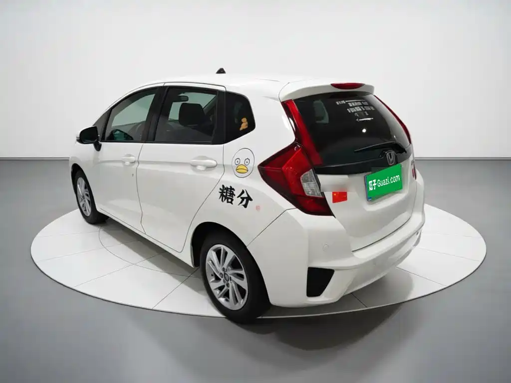 Honda Fit — миниатюра 4