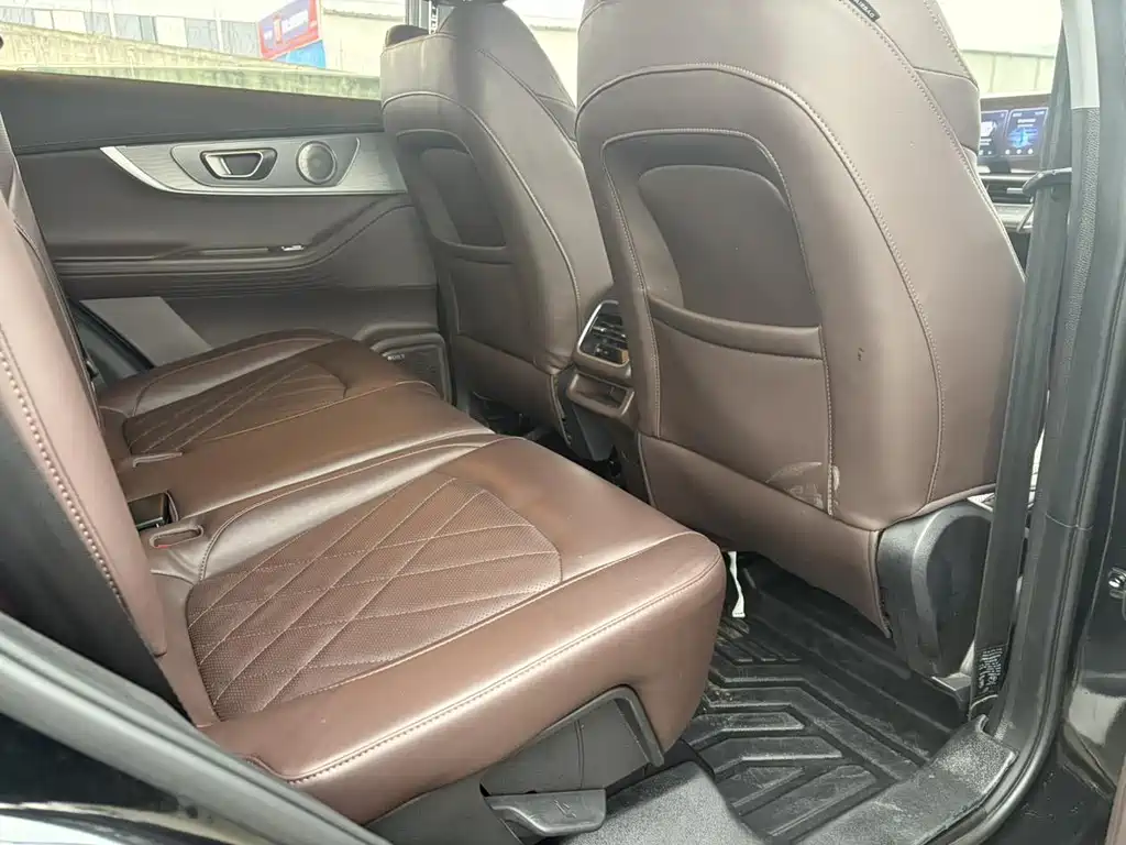 Chery Tiggo 8 Pro 2022 — фото 8