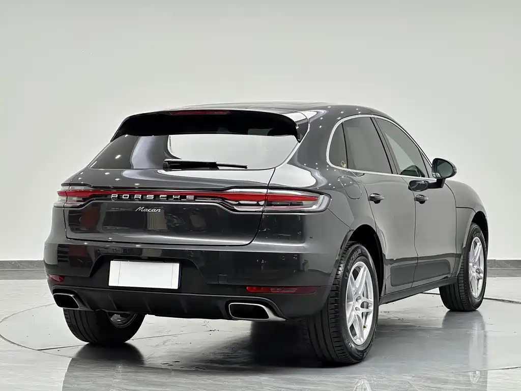 Porsche Macan — миниатюра 6