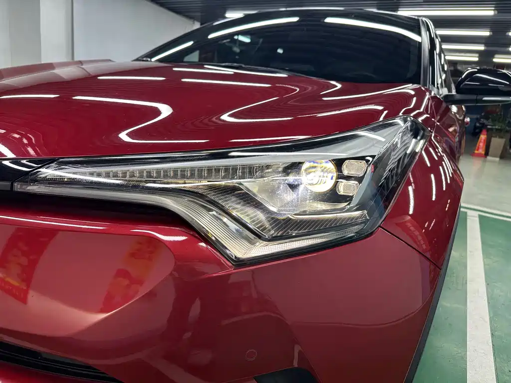 Toyota C-HR — миниатюра 25