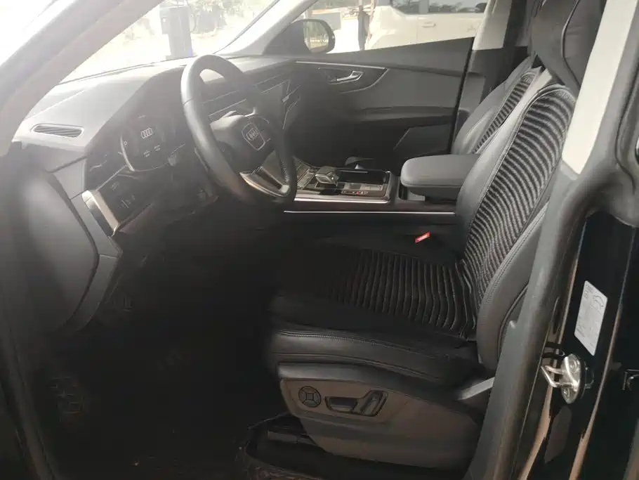 Audi Q8 — миниатюра 9