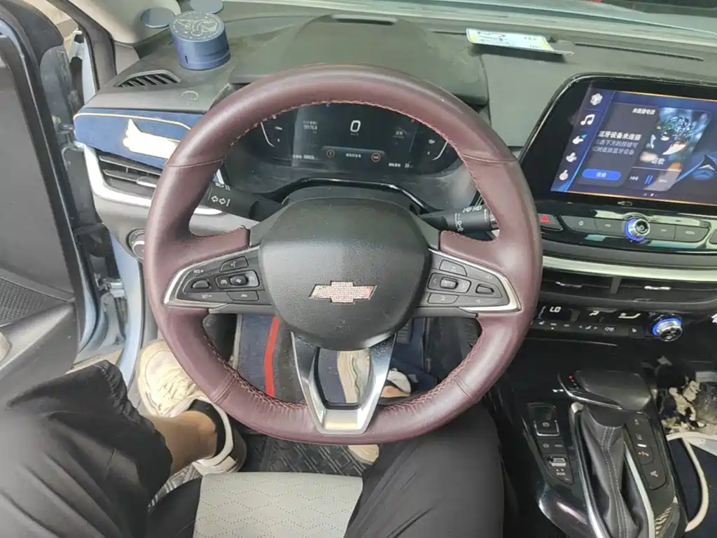 Chevrolet Menlo — миниатюра 11