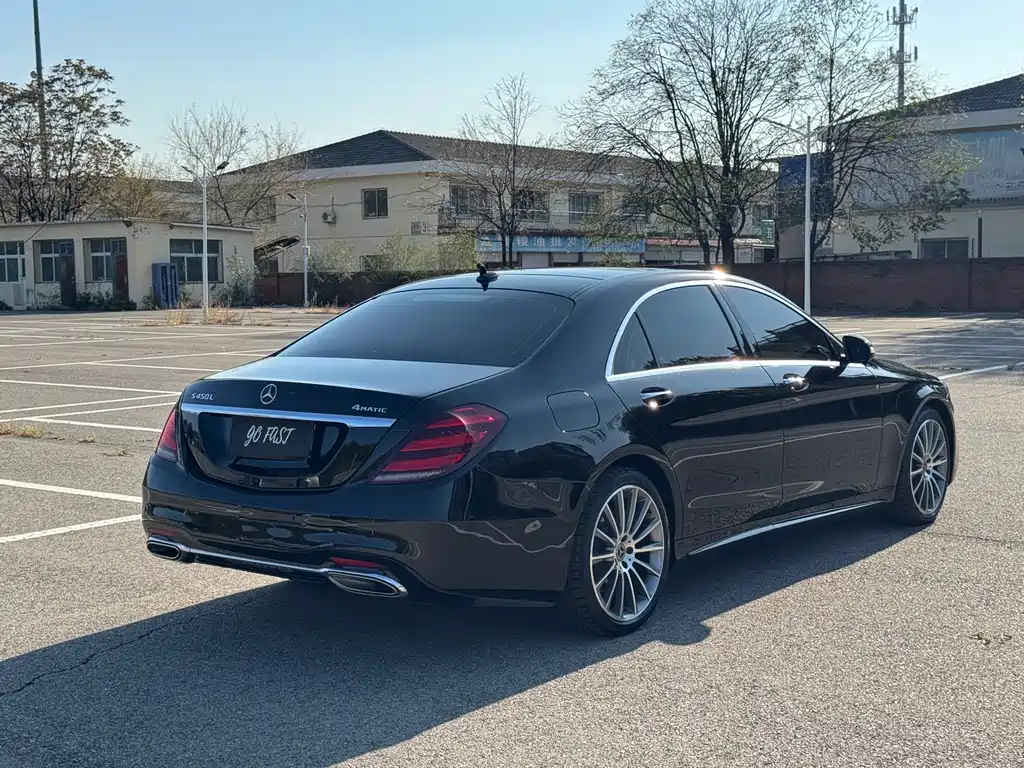 Mercedes-Benz S-Class — миниатюра 6