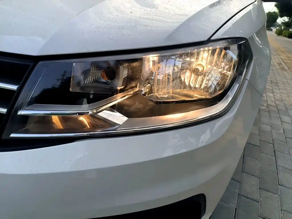 Volkswagen Santana — миниатюра 24
