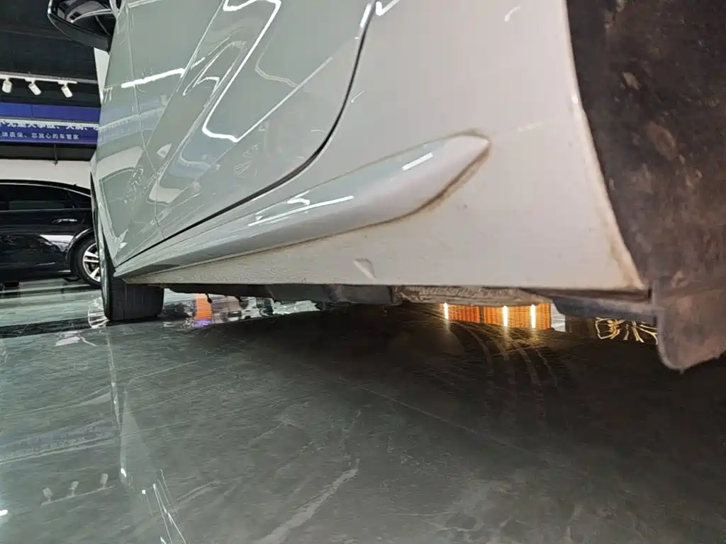 Audi A4L — миниатюра 22