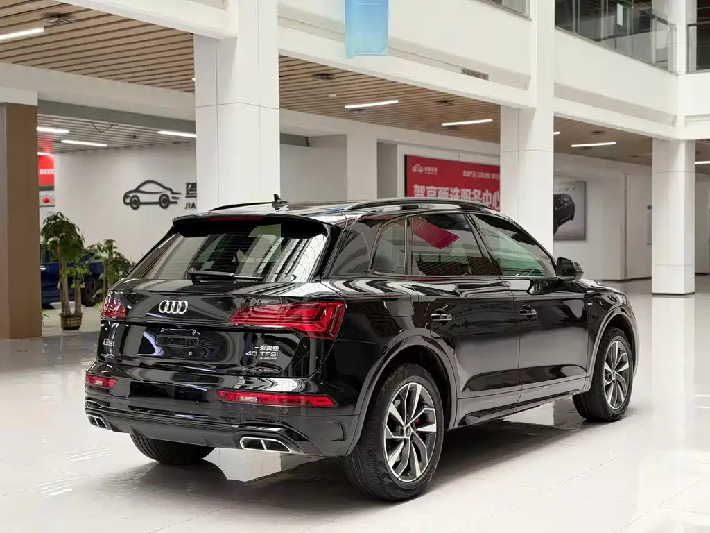 Audi Q5L — миниатюра 5