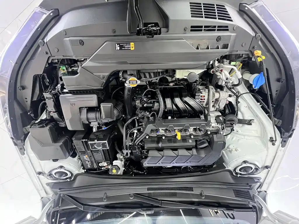 Hyundai Elantra — миниатюра 20