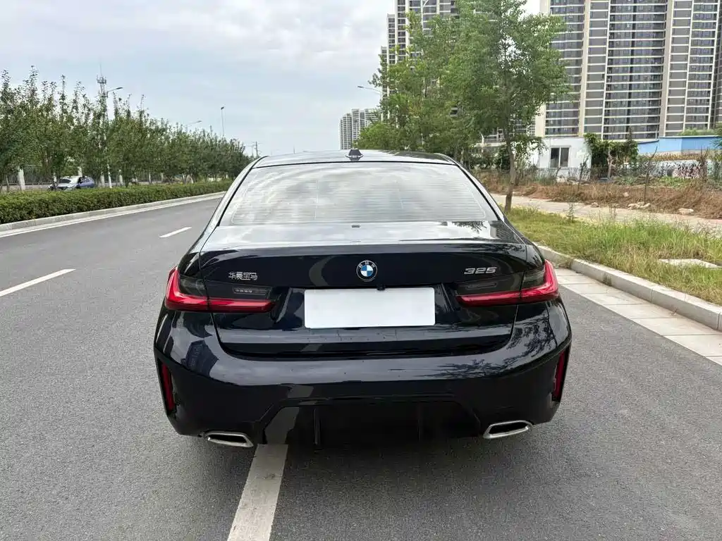 BMW 3 Series — миниатюра 8