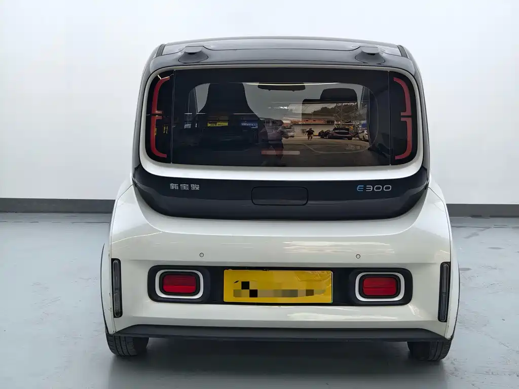 Baojun E300 — миниатюра 6