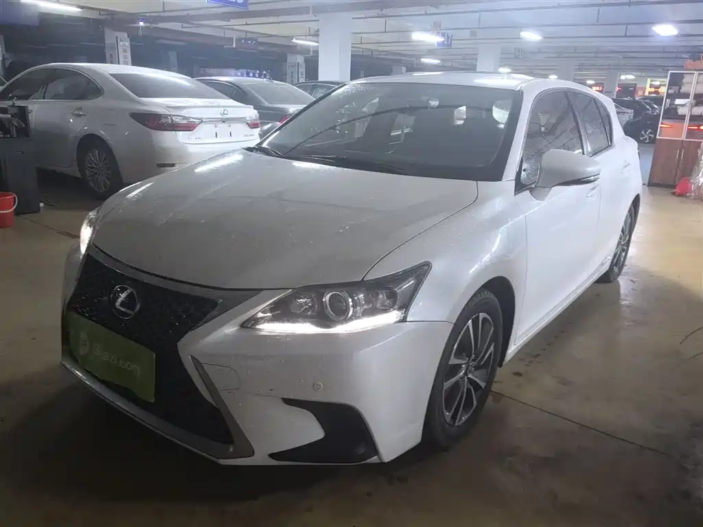 Lexus CT 2018