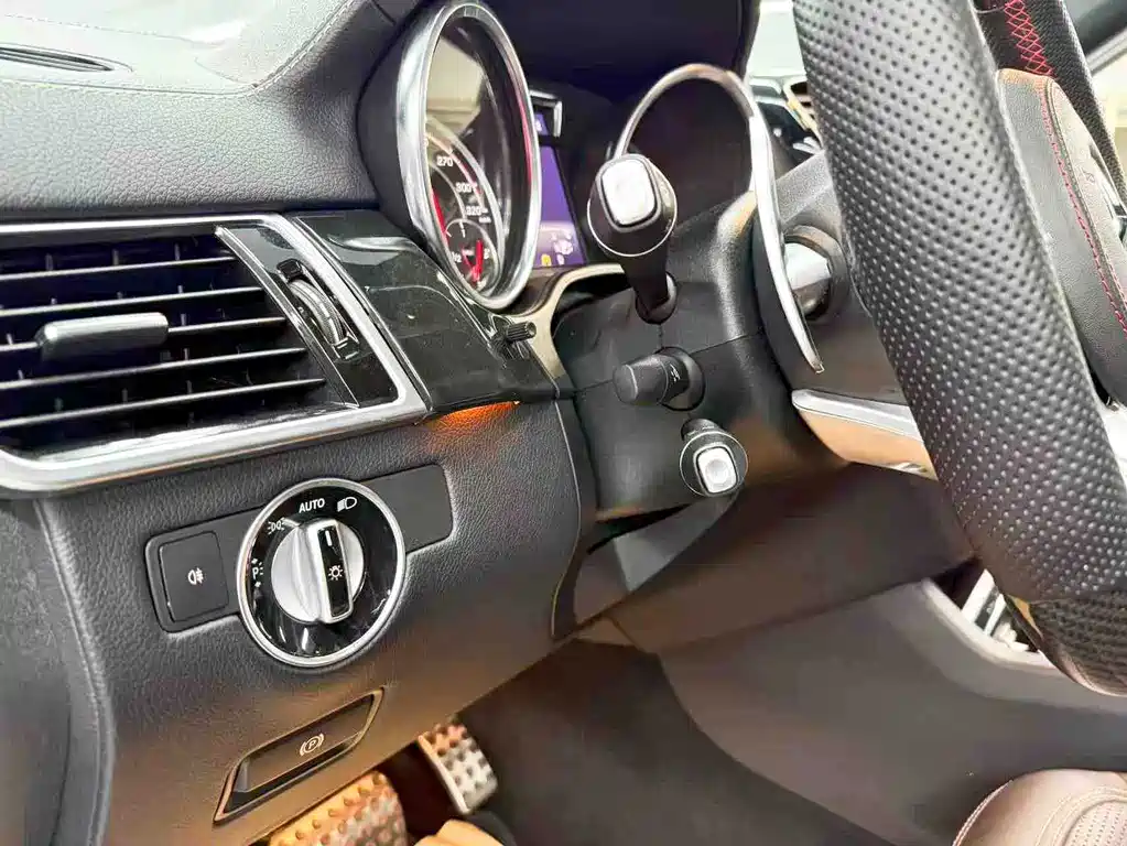 Mercedes-Benz GLS AMG — миниатюра 14