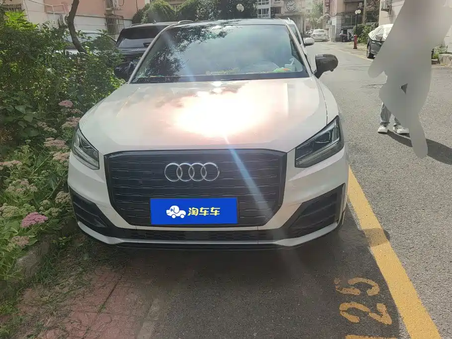 Audi Q2L — миниатюра 2