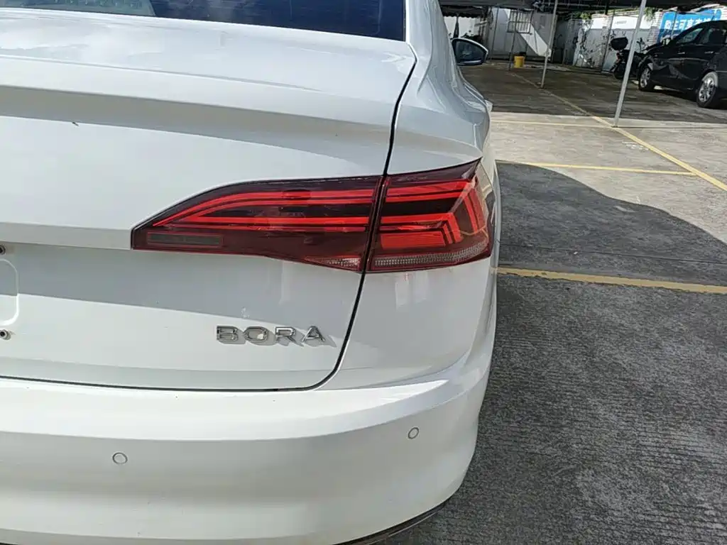 Volkswagen Bora — миниатюра 8