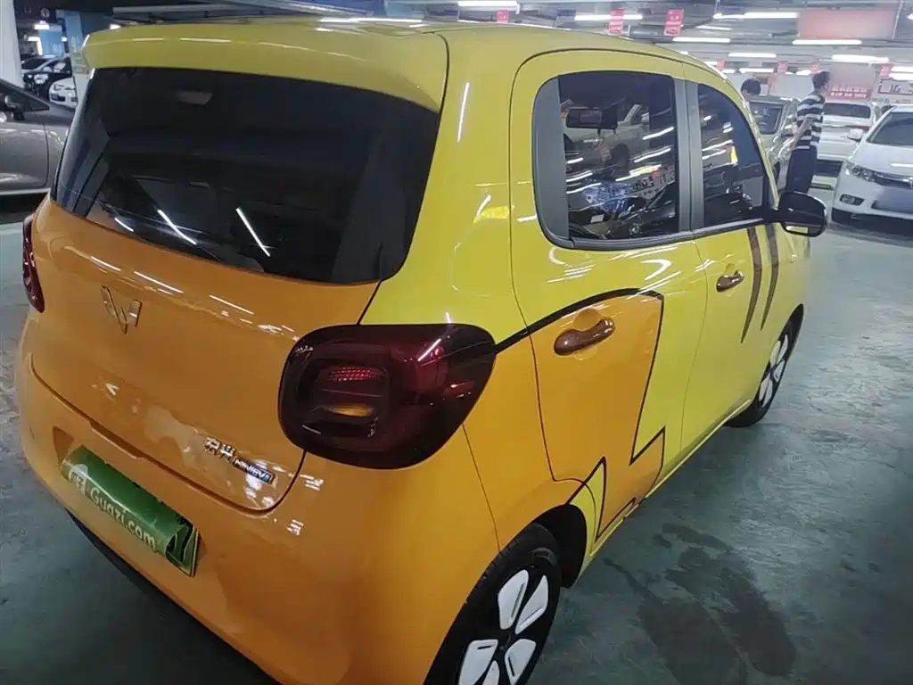 Wuling Mini EV MINIEV 2025 Premium +