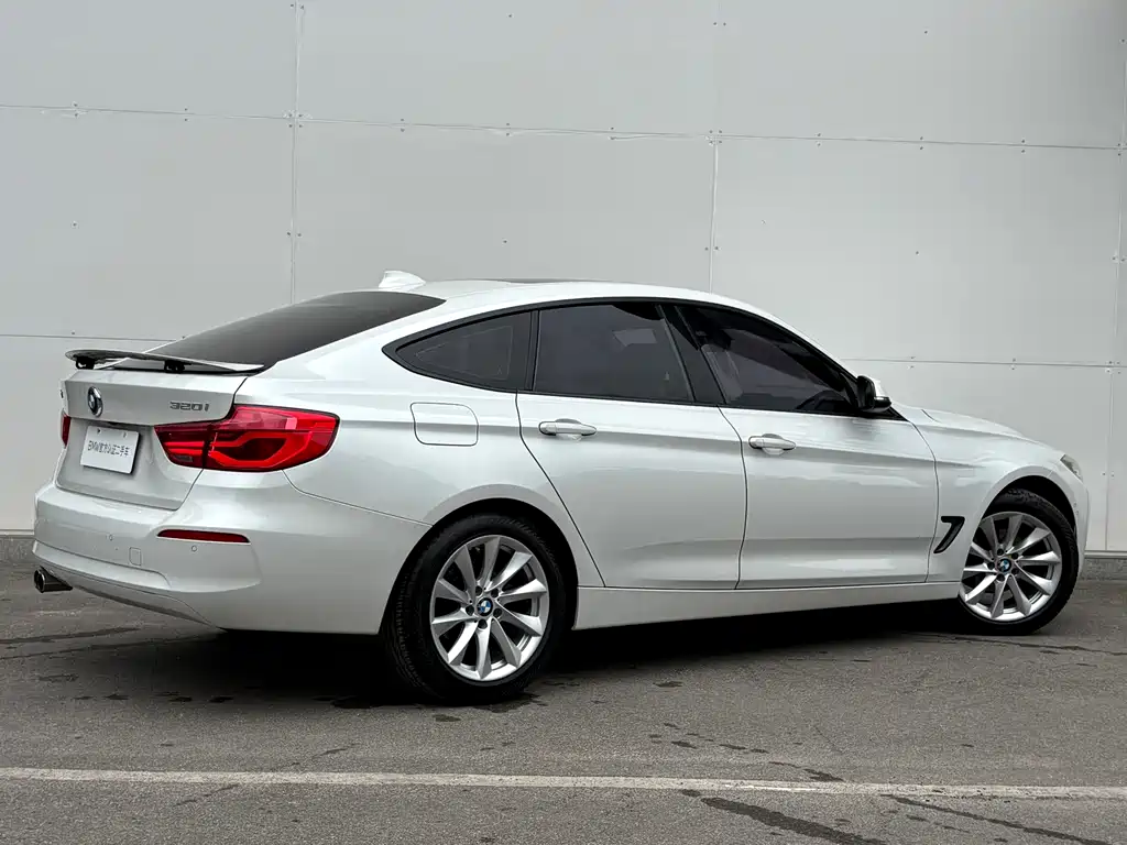 BMW 3 Series GT — миниатюра 12