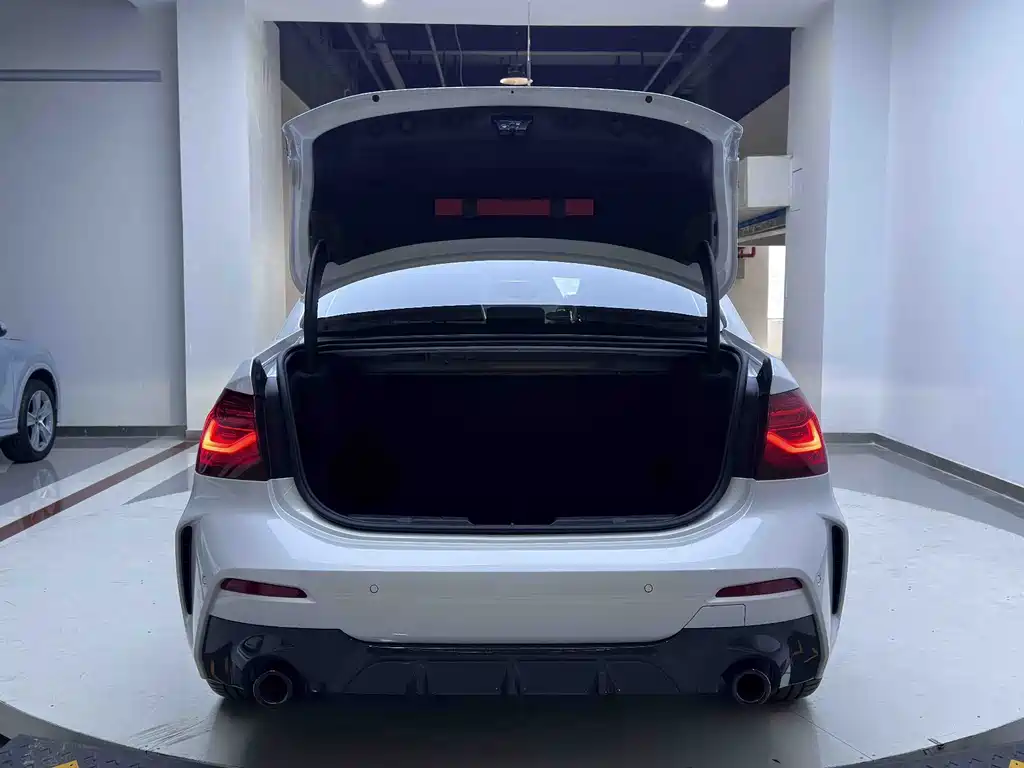 BMW 1 Series — миниатюра 11