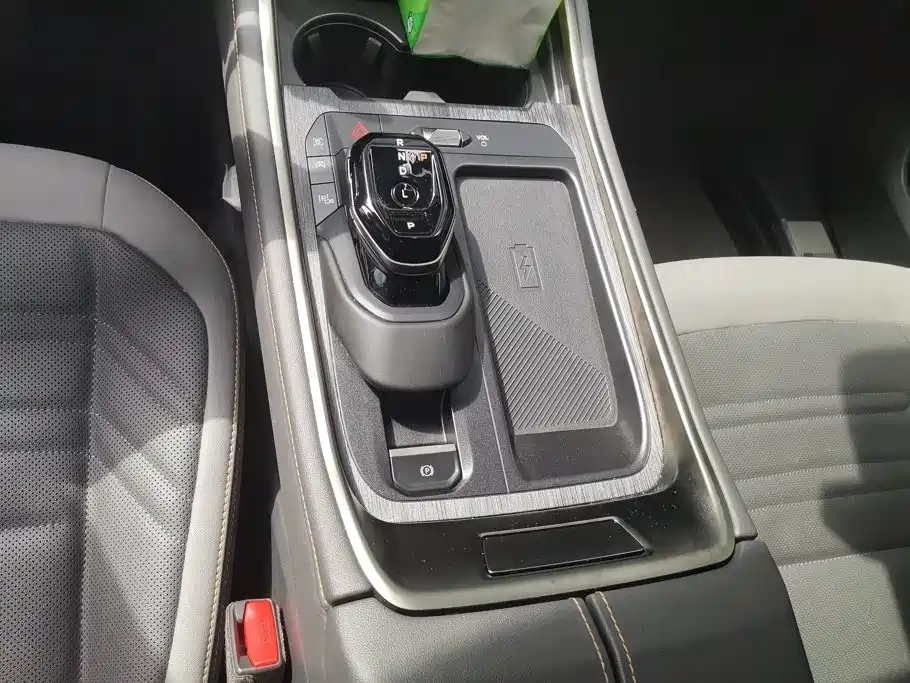 Ford Edge — миниатюра 16