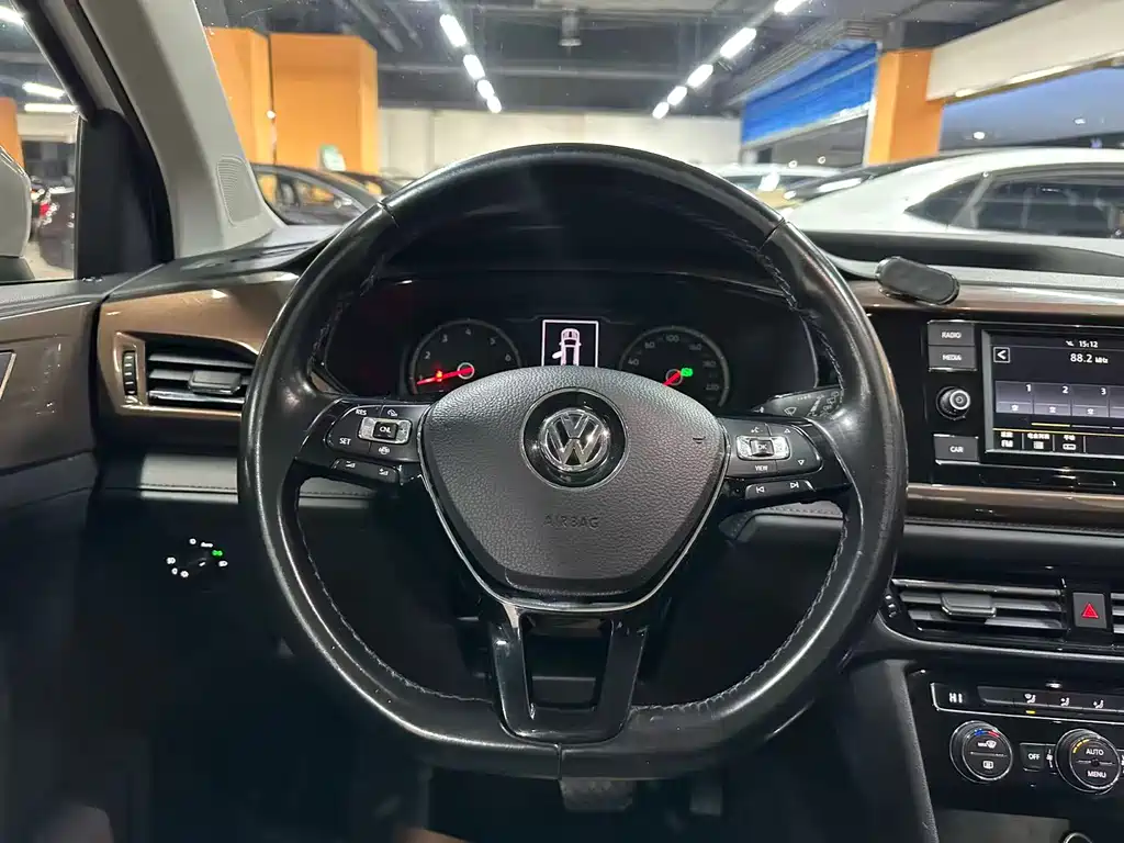 Volkswagen Tharu 2020 280TSI Comfort VI
