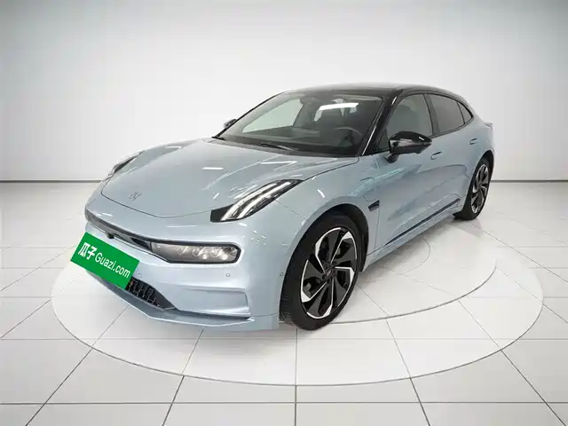 2022 Zeekr 001