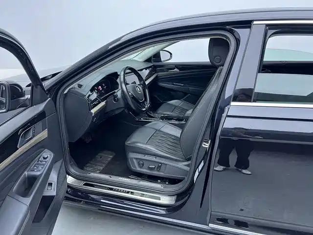 Volkswagen Passat — миниатюра 7