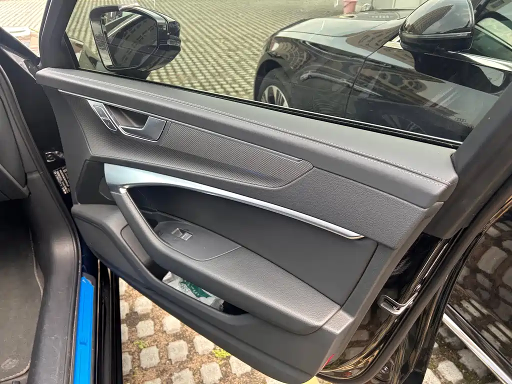 Audi A6L — миниатюра 13
