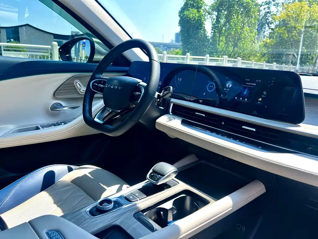 Chery Arrizo 8 — миниатюра 16