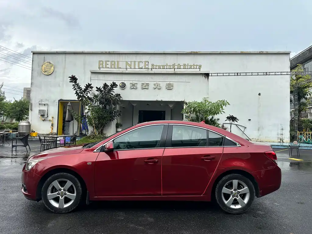 Chevrolet Cruze 2013 1.6L SL MT