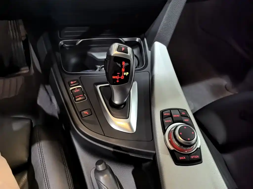 BMW 4 Series — миниатюра 8