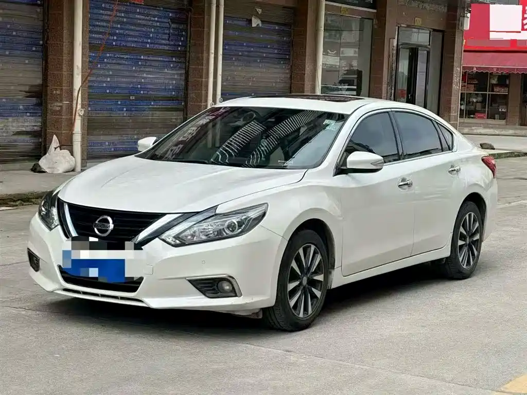 NISSAN TEANA