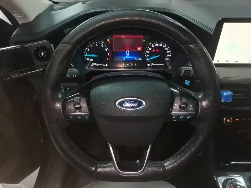 Ford Escape — миниатюра 6